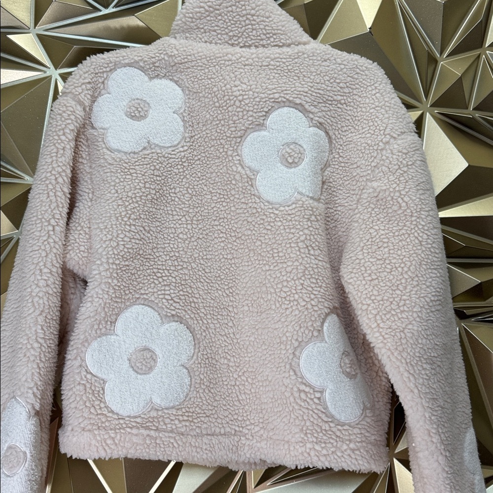 Mark Edwards Studio Cozy Cream Floral Teddy Sherpa Jacket - Picture 5 of 10